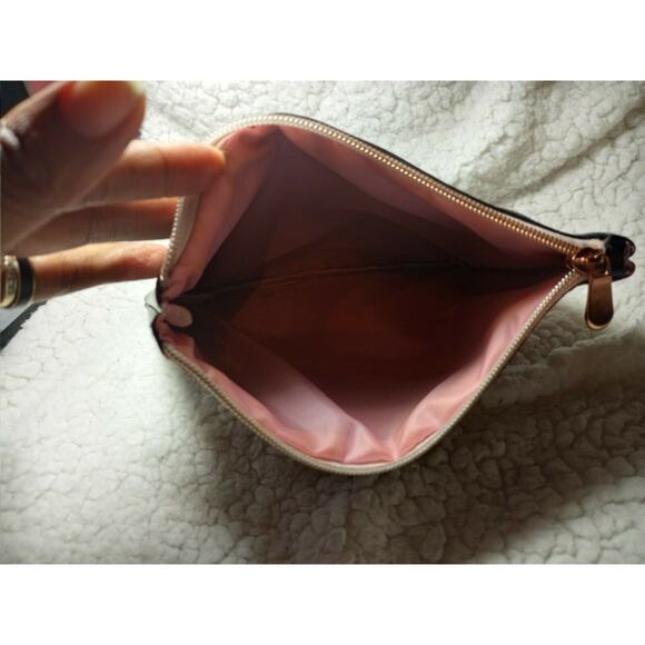 I'm not bossy I'm the teacher Small black clutch with zipper - Picture 2 of 4